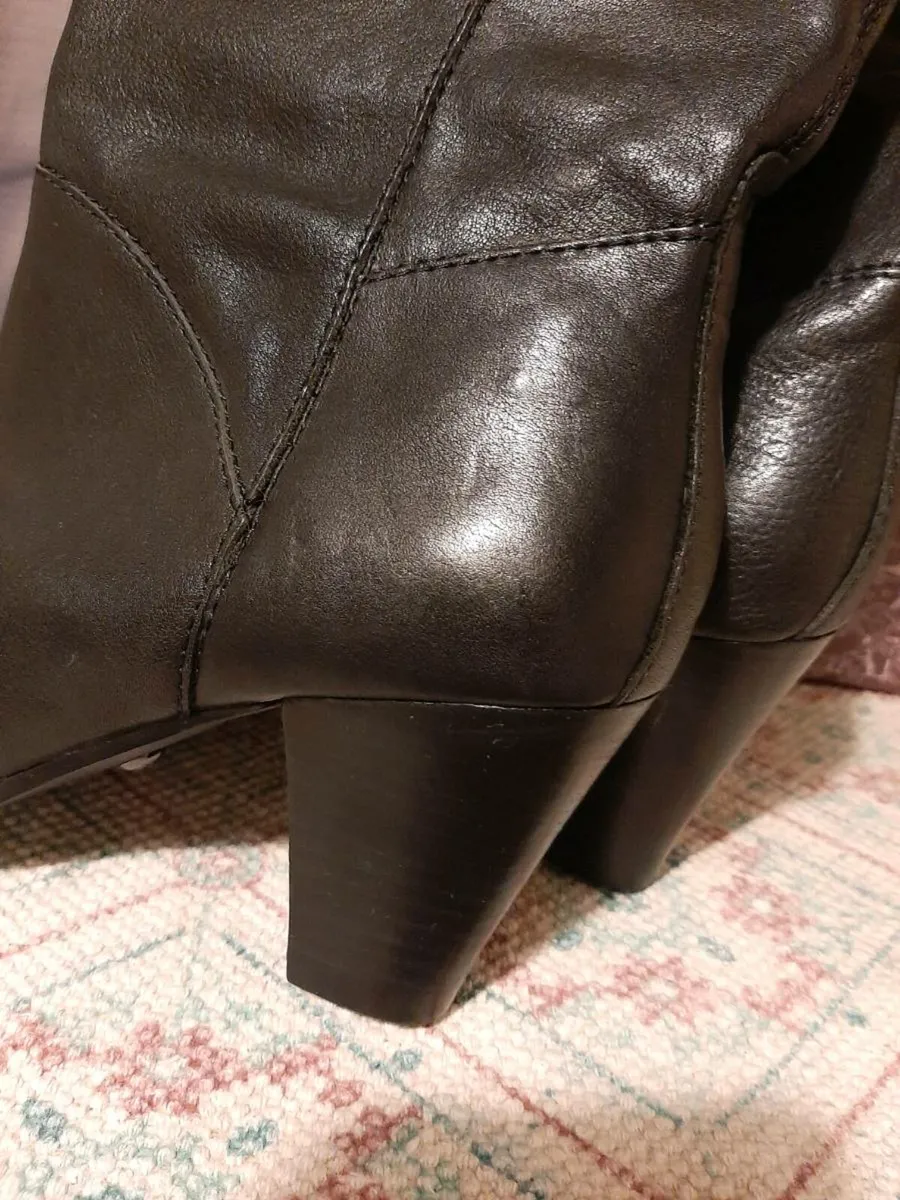 Boots new leather - Image 4