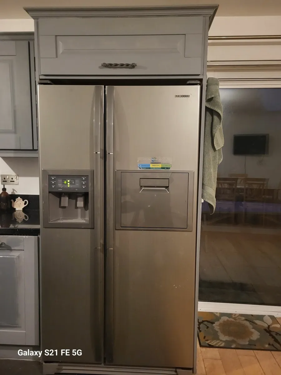 Fridge freezer - Image 2