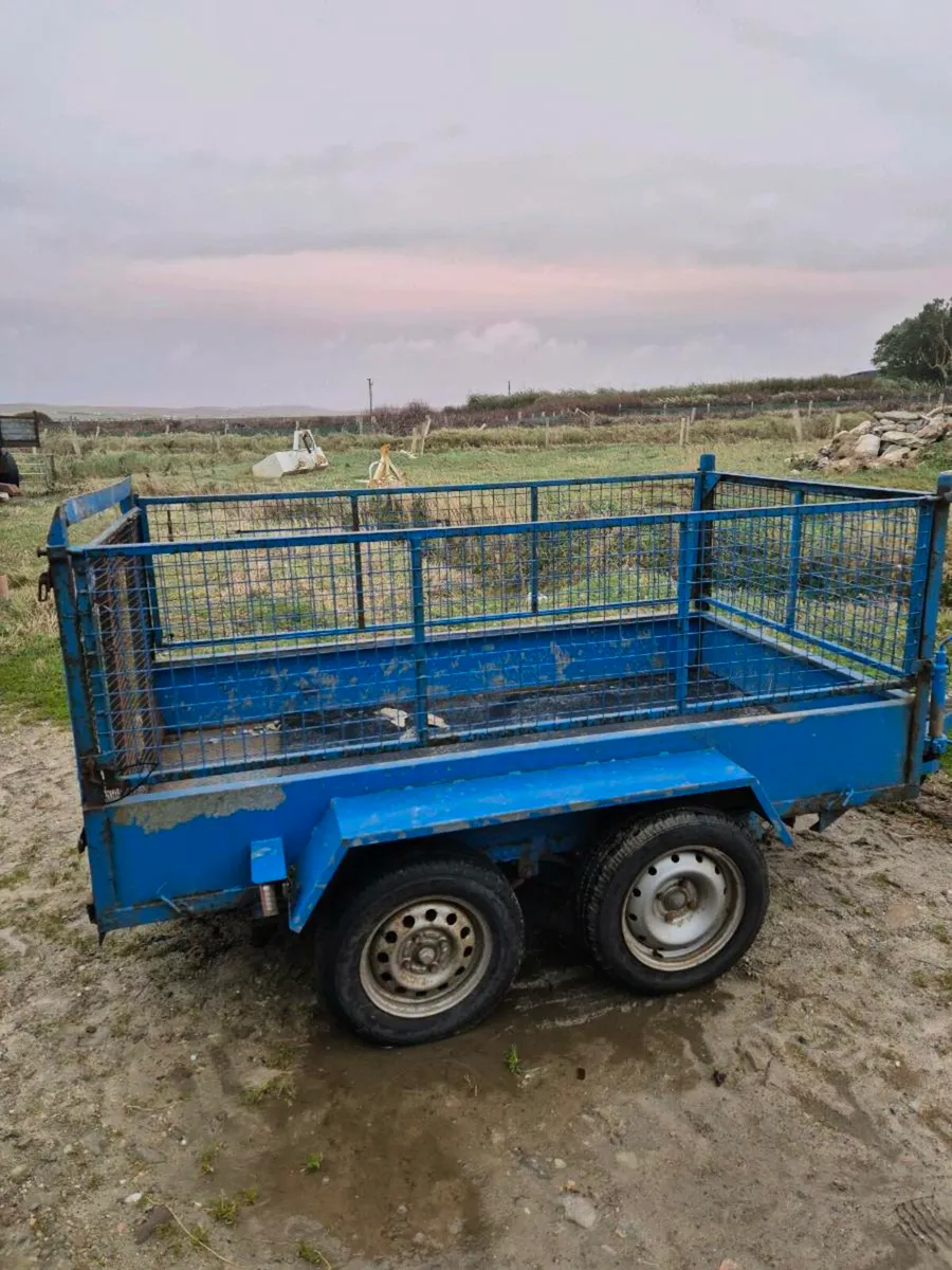 For sale 8 x 4 foot 3 inches trailer - Image 2