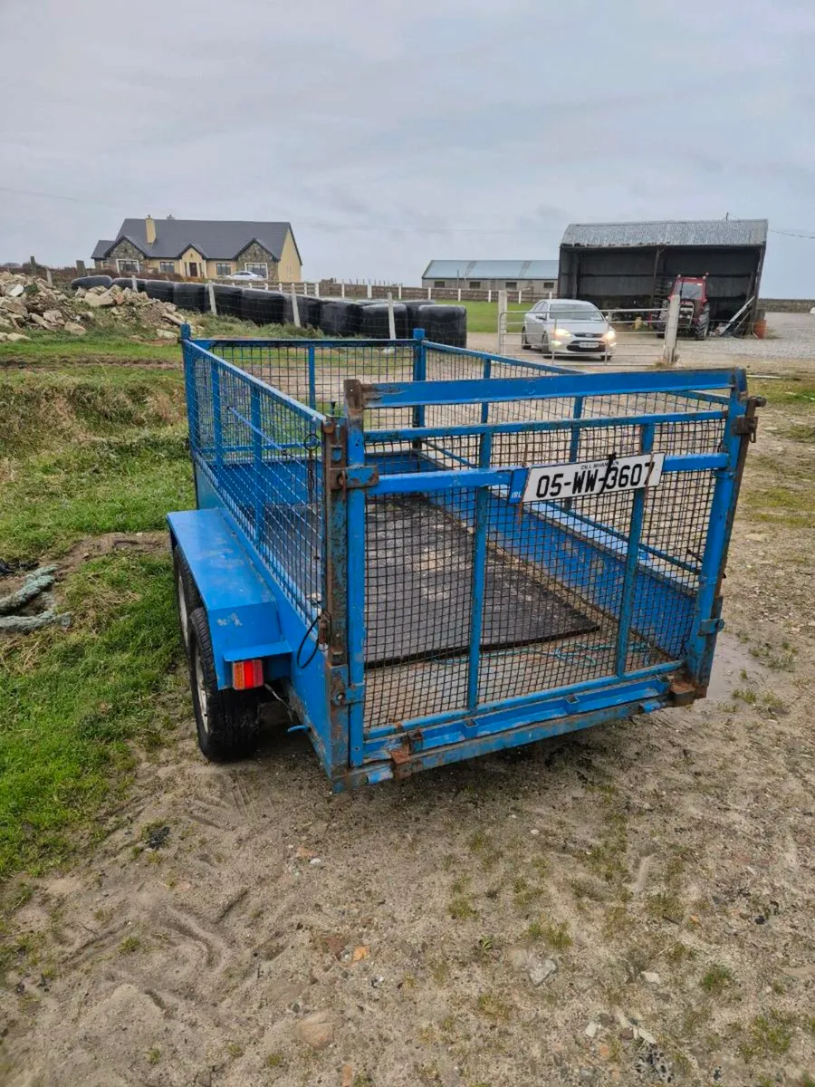 For sale 8 x 4 foot 3 inches trailer - Image 4
