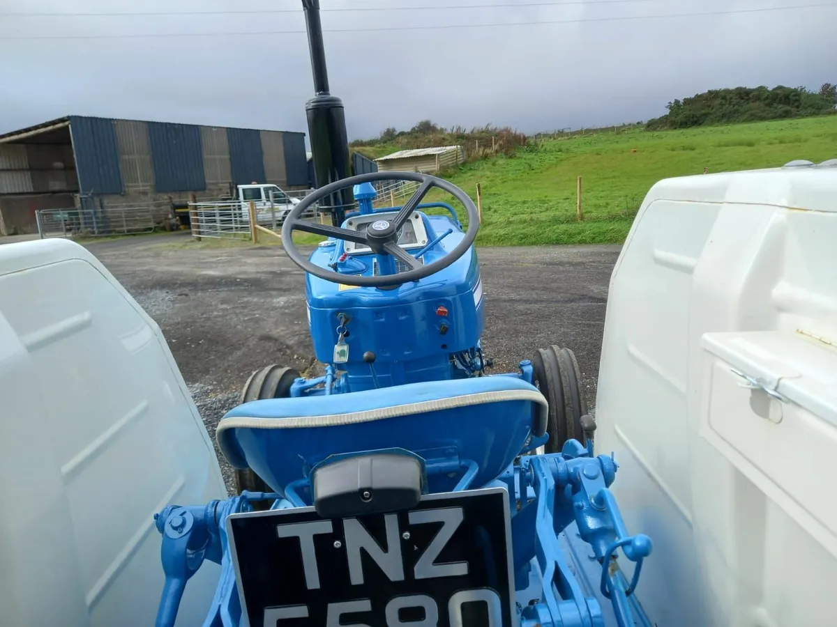 Ford 4000 1968 - Image 3