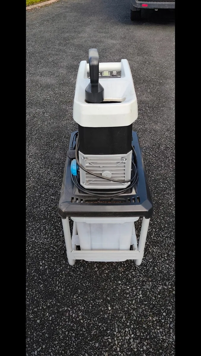 Garden shredder - Image 2