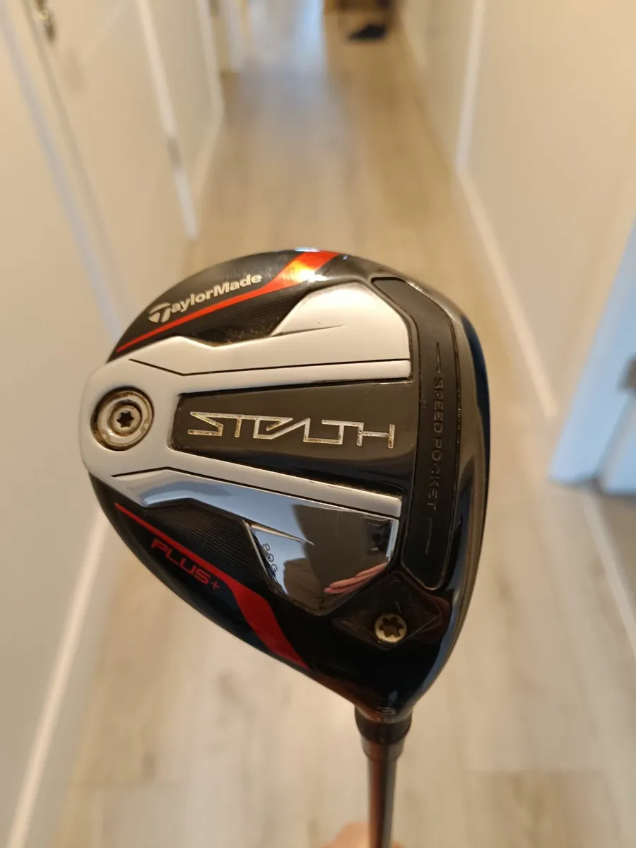 Taylor Made Stealth 3 wood (15 Degree) - Image 1
