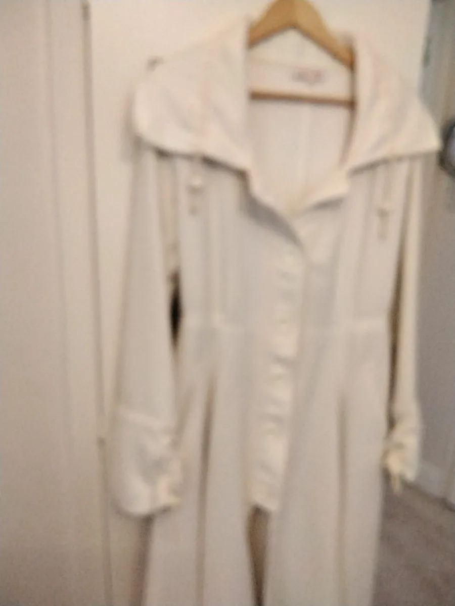 Ladies Fran and Jane Ivory White Coat - Image 3