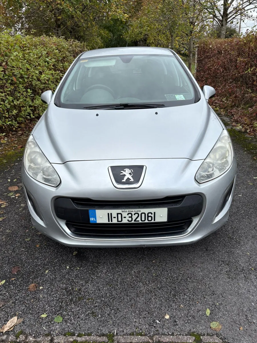 2011 Peugeot 308 1.6 HDI. - Image 3