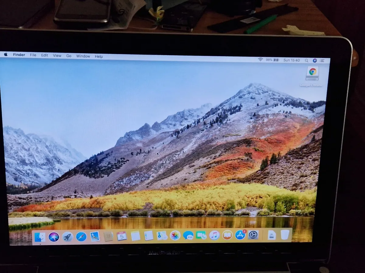 Apple MacBook Pro 13-inch Late 2011, i5, 2.4GHZ - Image 2