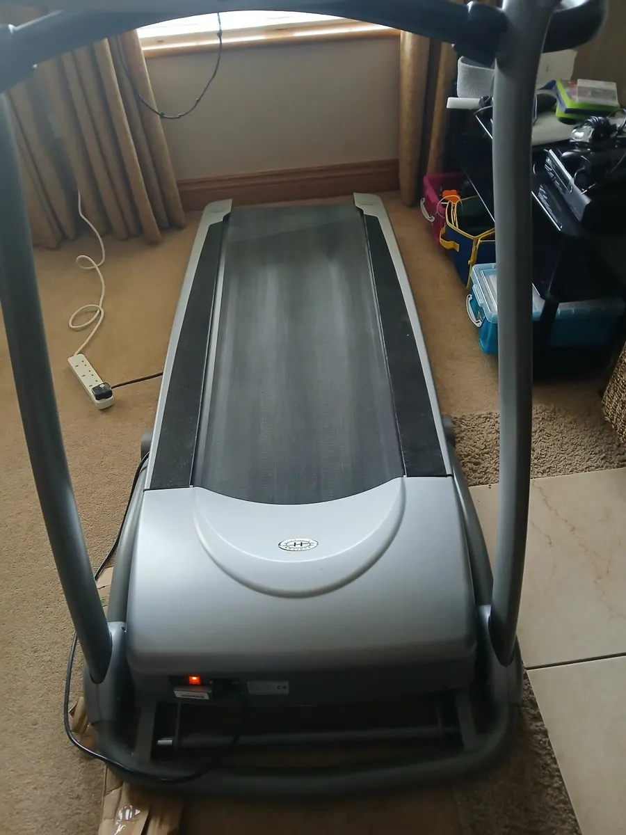 Horizon SL 6.OT  Treadmill - Image 3