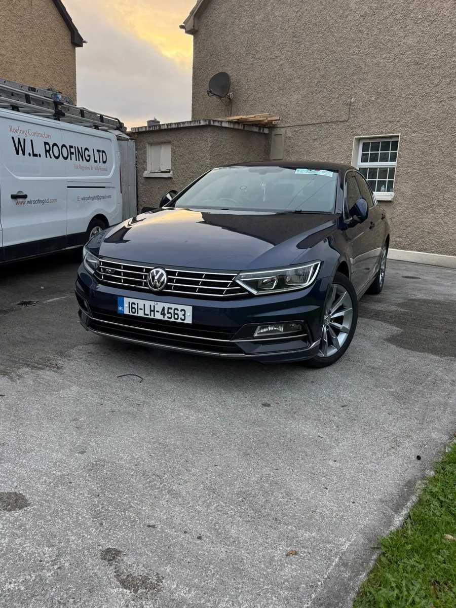 Volkswagen Passat 2016 - Image 2