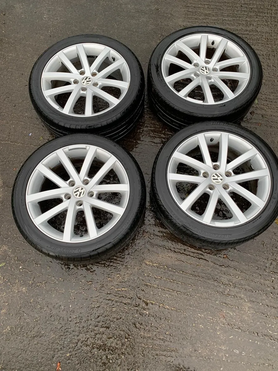 4 17” Vancouver alloys with 2 extra Tires - Image 2