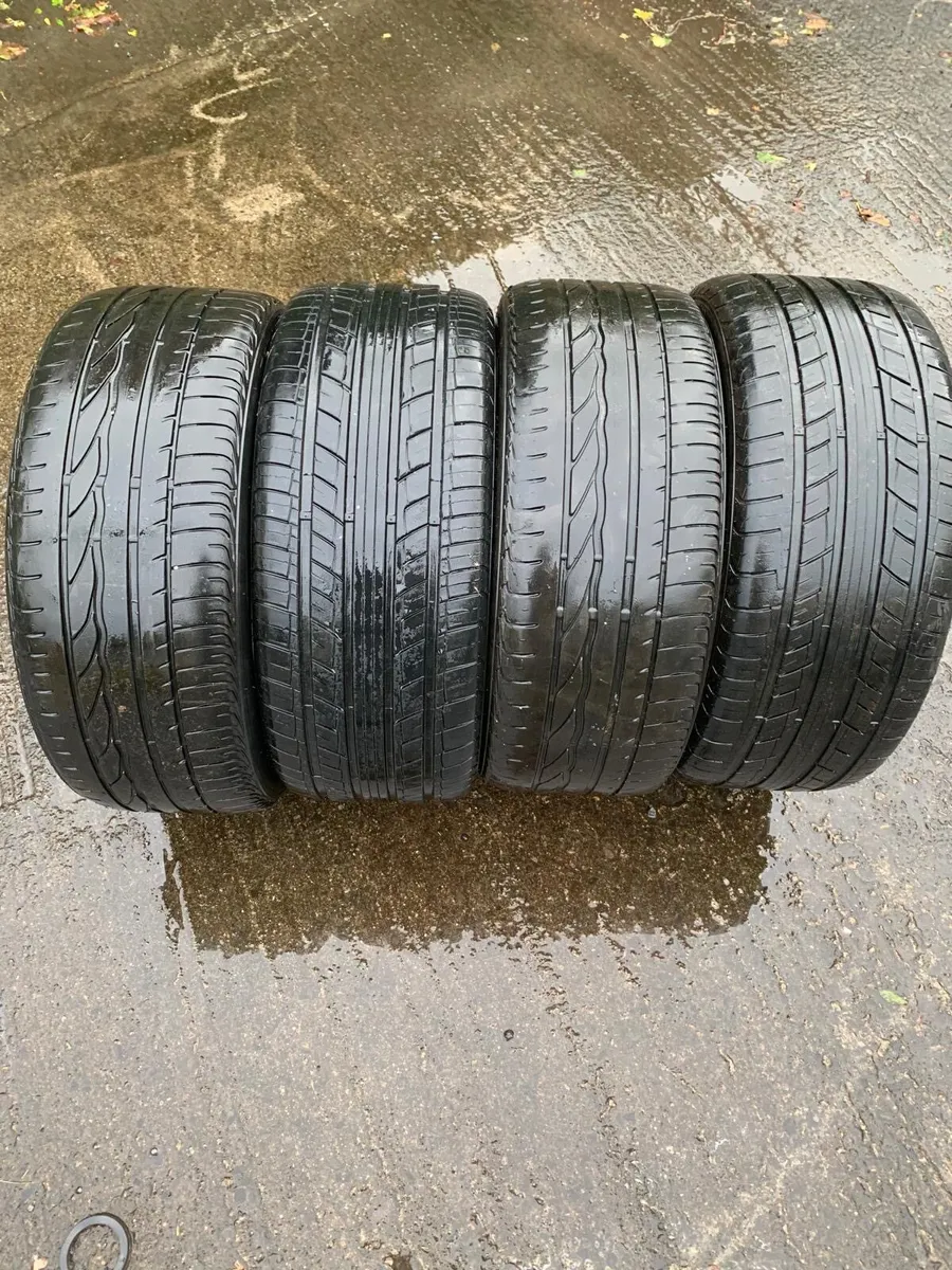 4 17” Vancouver alloys with 2 extra Tires - Image 4