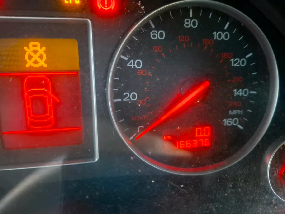 Audi A4 - Image 4