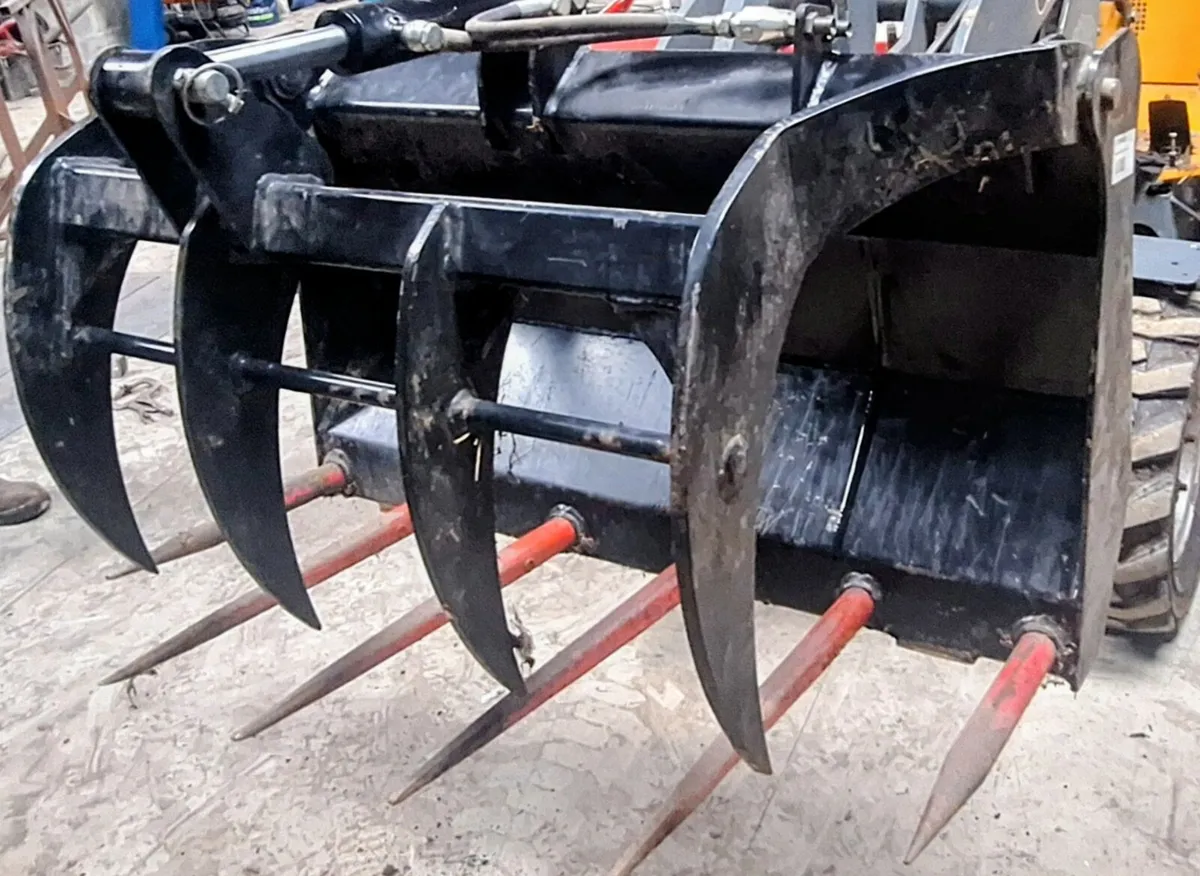 Fork/Yard Brush/Rotator - Image 2