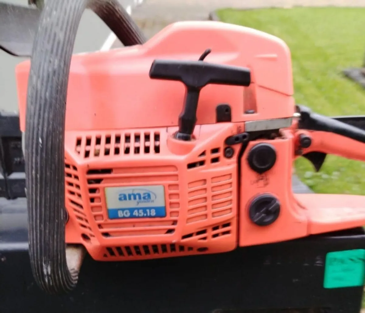 Chain saw - Image 4