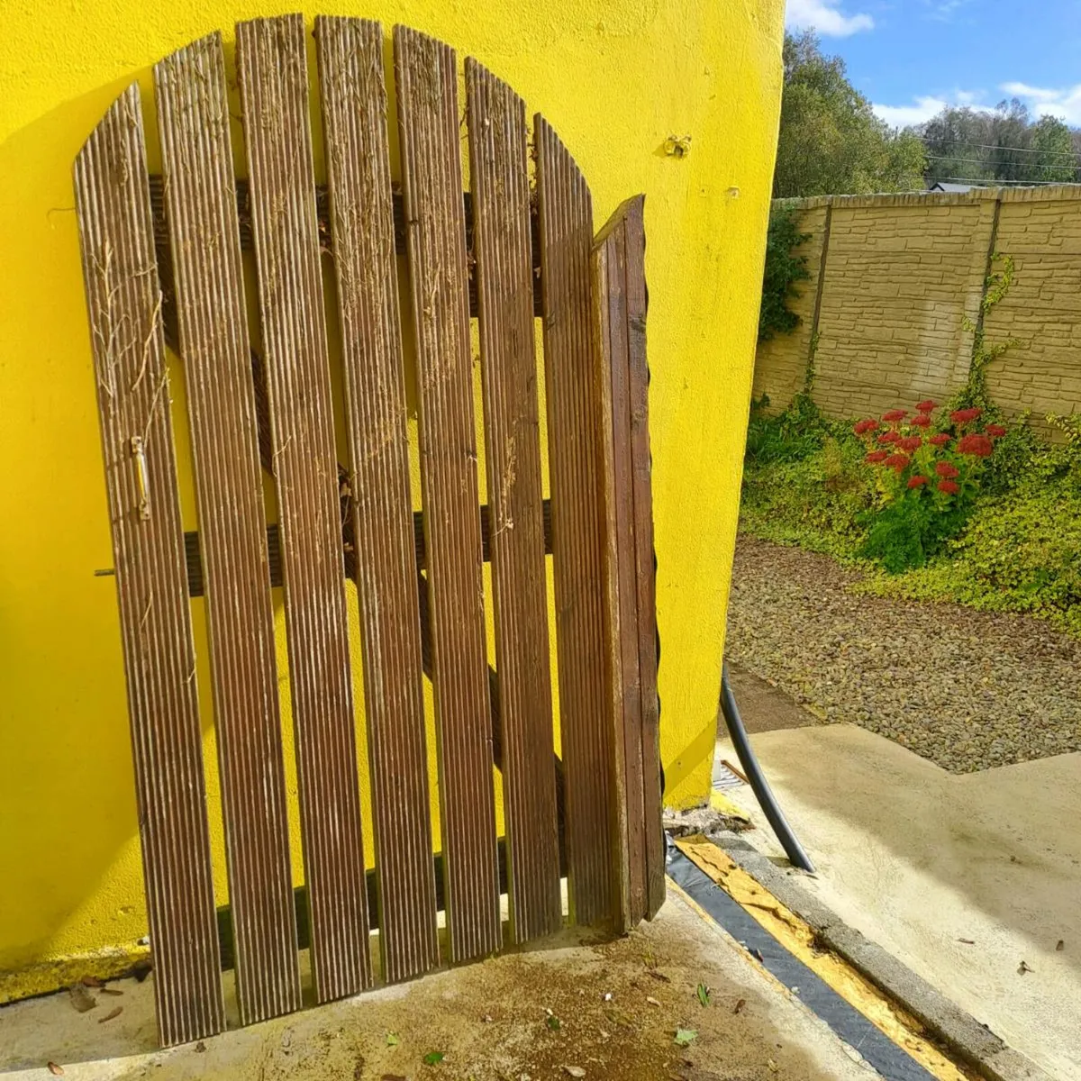 Timber gate