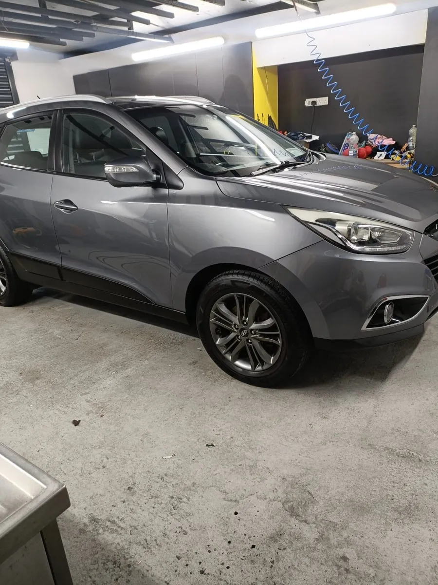 142 HYUNDAI IX35 TAX & NCT 4/26 - Image 3