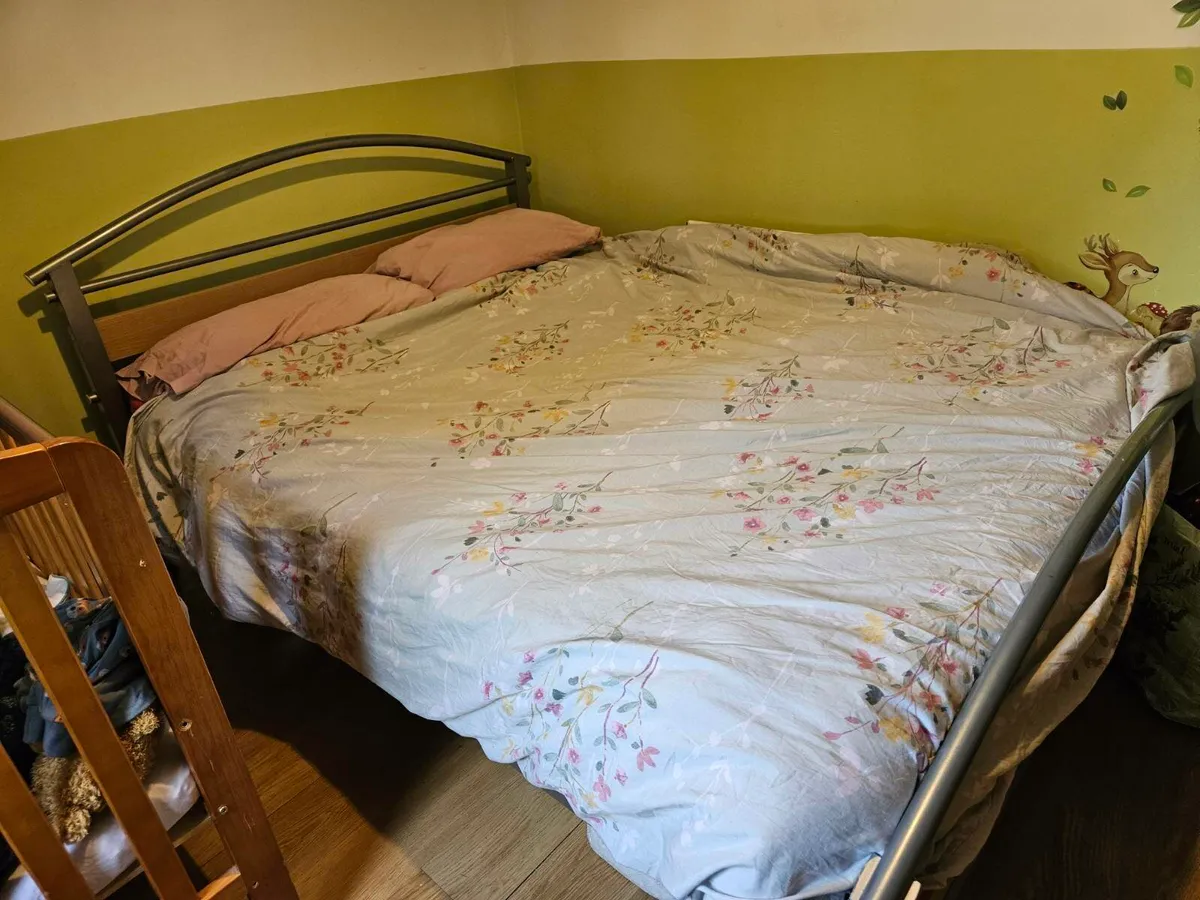 Double Bed