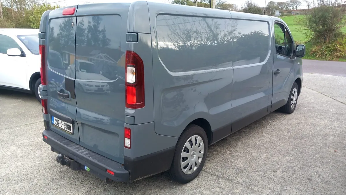 2021 Renault Trafic - Image 4