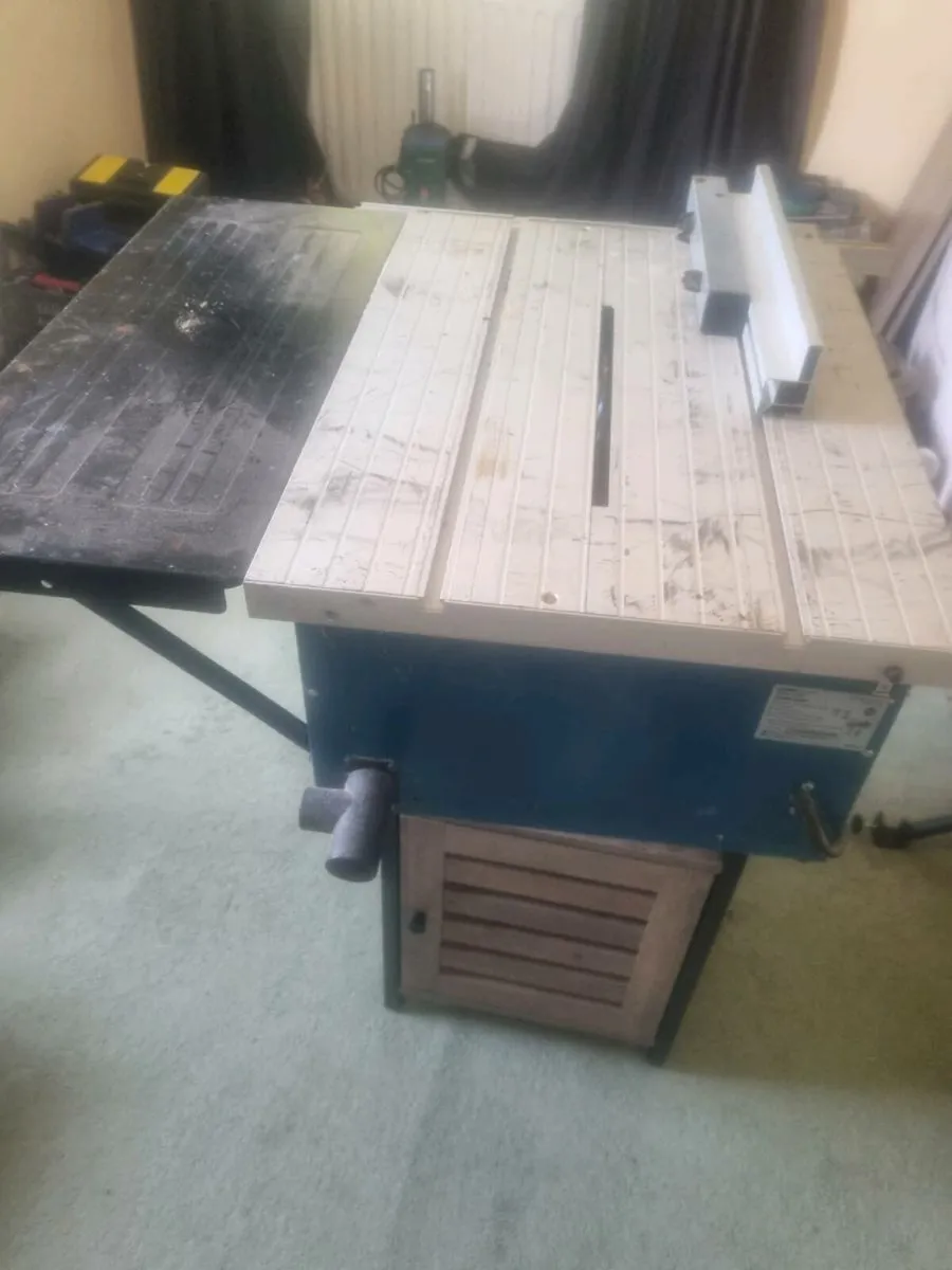 Table saw - Image 3