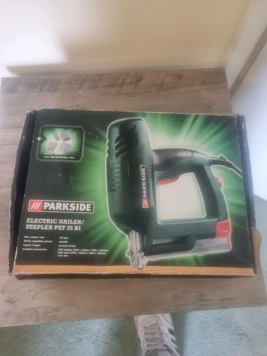 Pin gun / Stapler