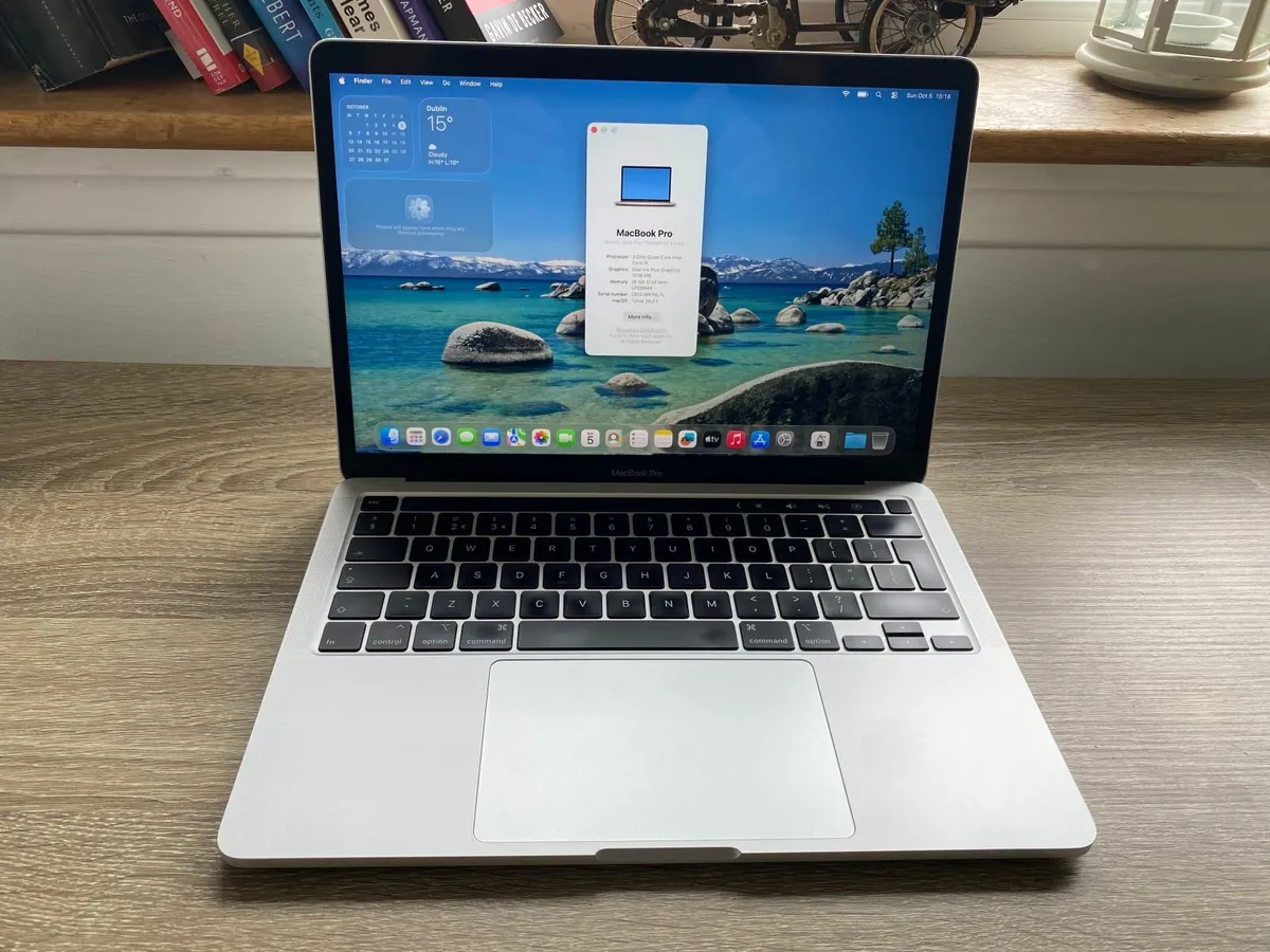 Apple MacBook Pro 13inch 2020 i5 | 512GB | 16GB - Image 1