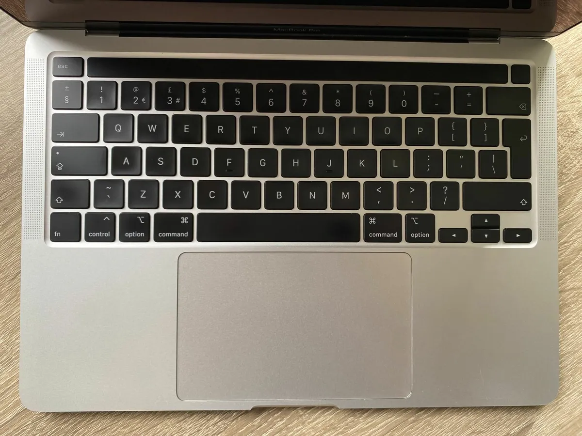 Apple MacBook Pro 13inch 2020 i5 | 512GB | 16GB - Image 4