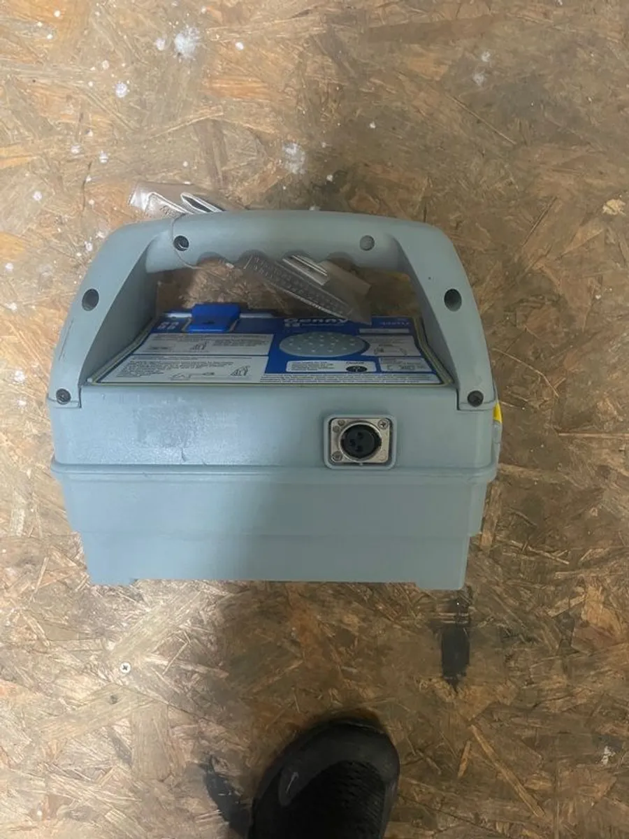 Cable Detector And Genny - Image 3