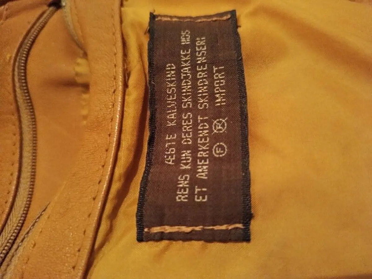 Jacket - Image 3