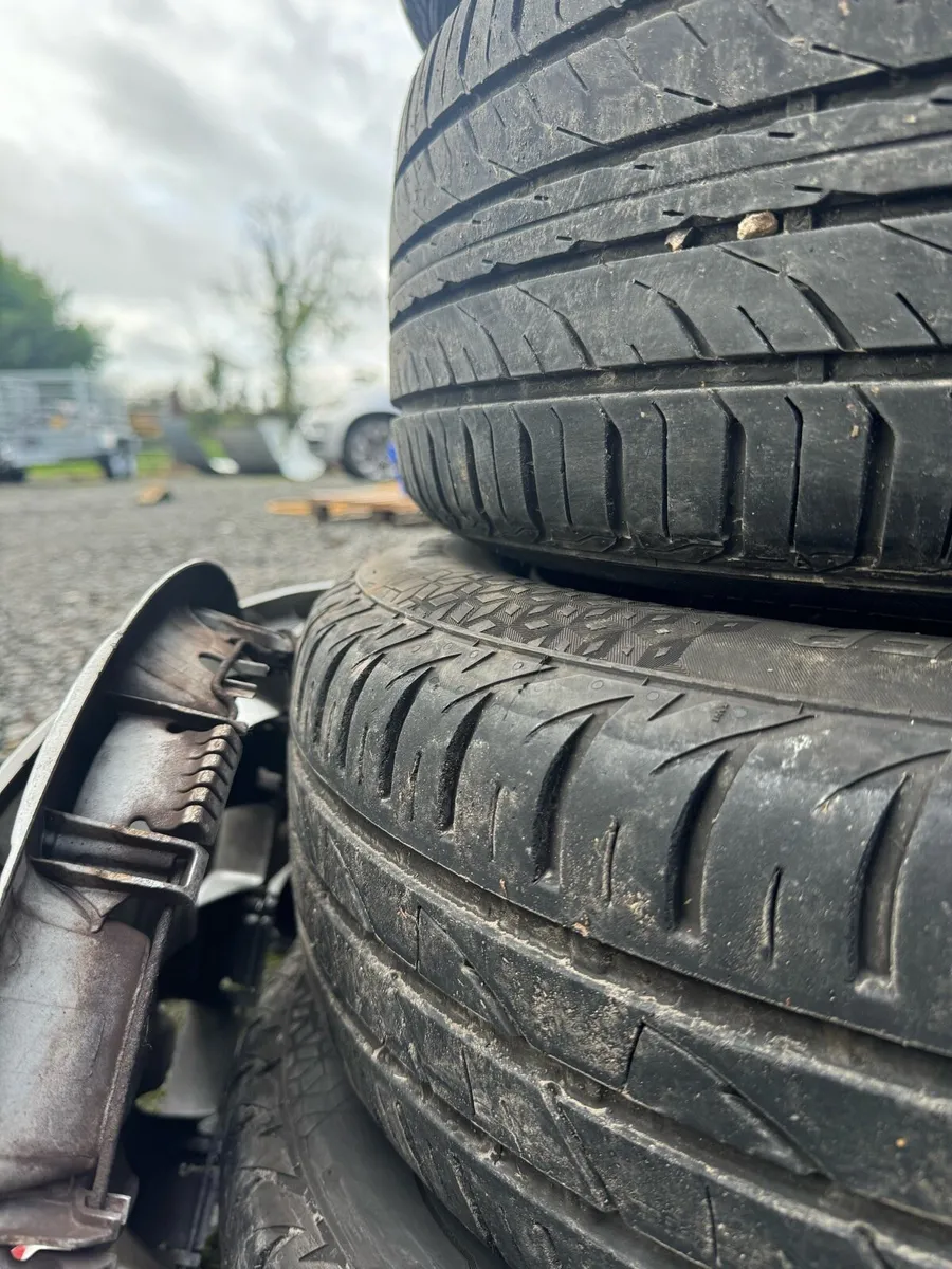 Toyota Wheels and Tyres - Image 3