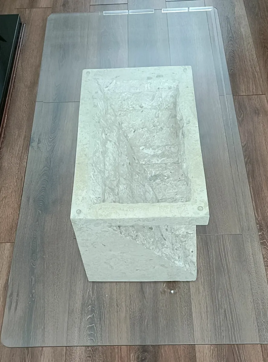 Greek/Roman Style 3-Piece Table Set - Ideal Buy! - Image 3