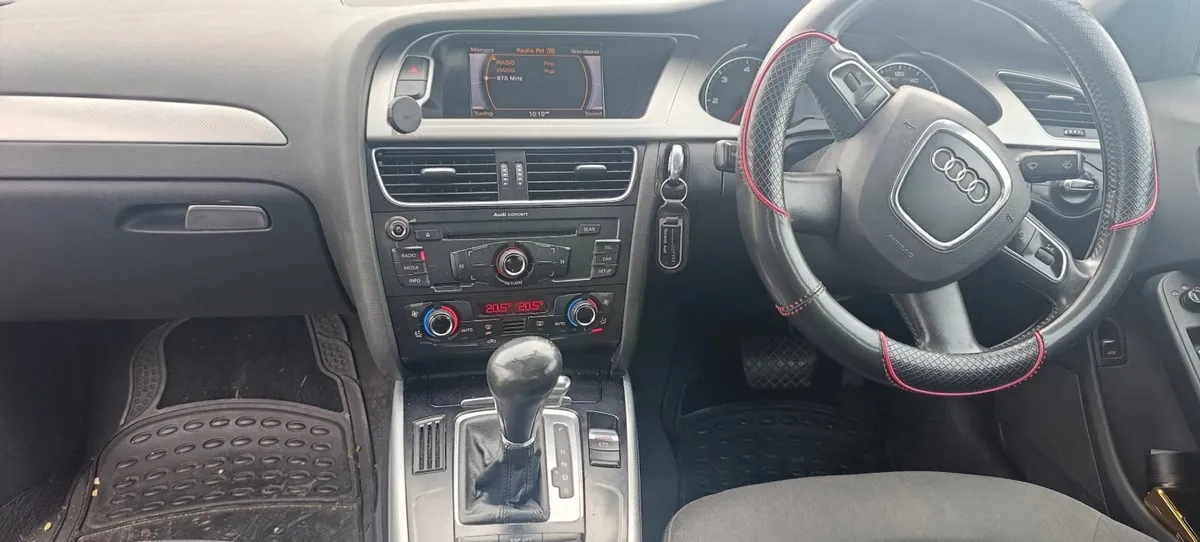 Audi A4 2010 Automatic - Image 2