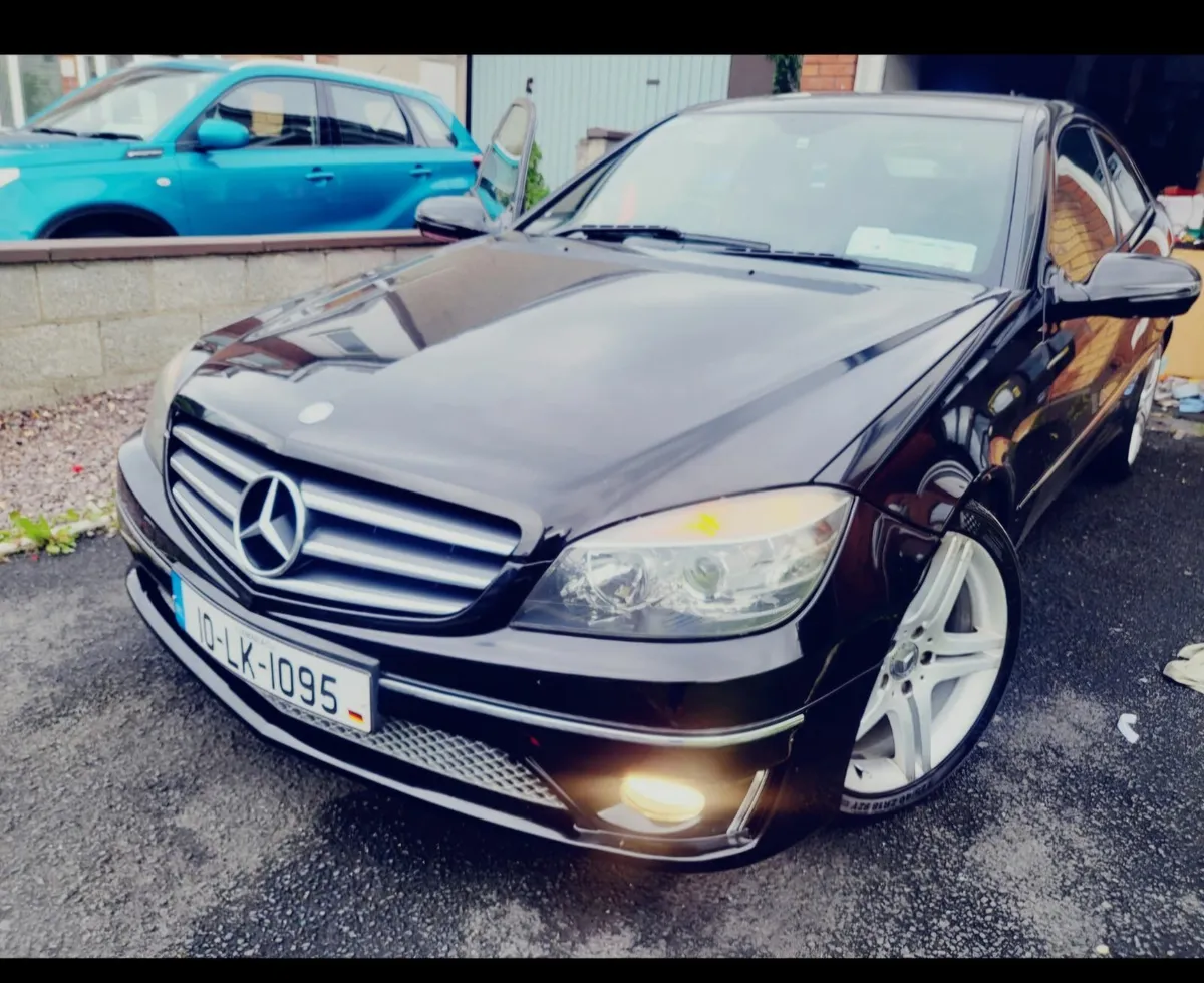 Mercedes-Benz C-Class 2010 - Image 1
