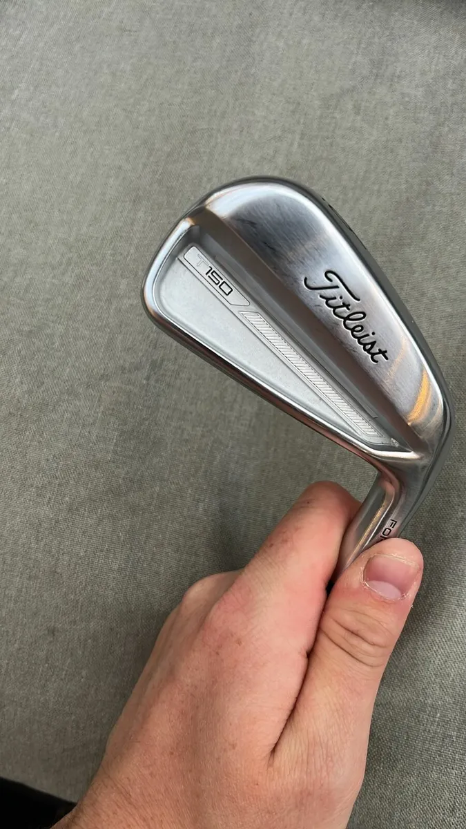 Titleist t150 irons 4 to.pw gen 3 - Image 1