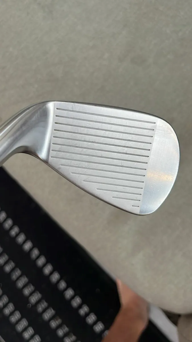 Titleist t150 irons 4 to.pw gen 3 - Image 4