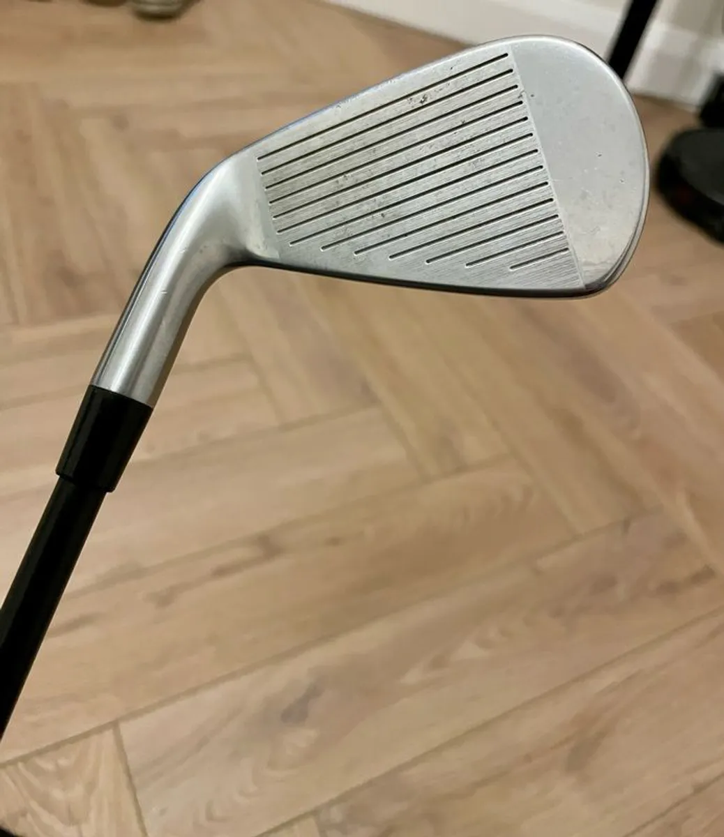 Srixon ZU85 driving iron with Premium shaft - Image 2