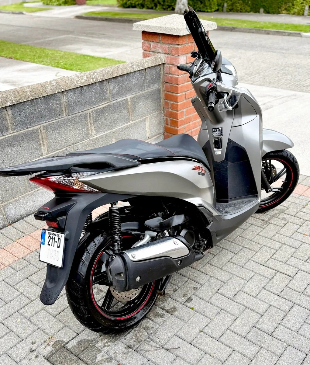 Honda SH300i - Irish bike - NO P/X - Image 4