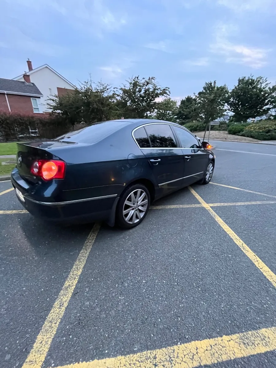 Volkswagen Passat 2008 - Image 4