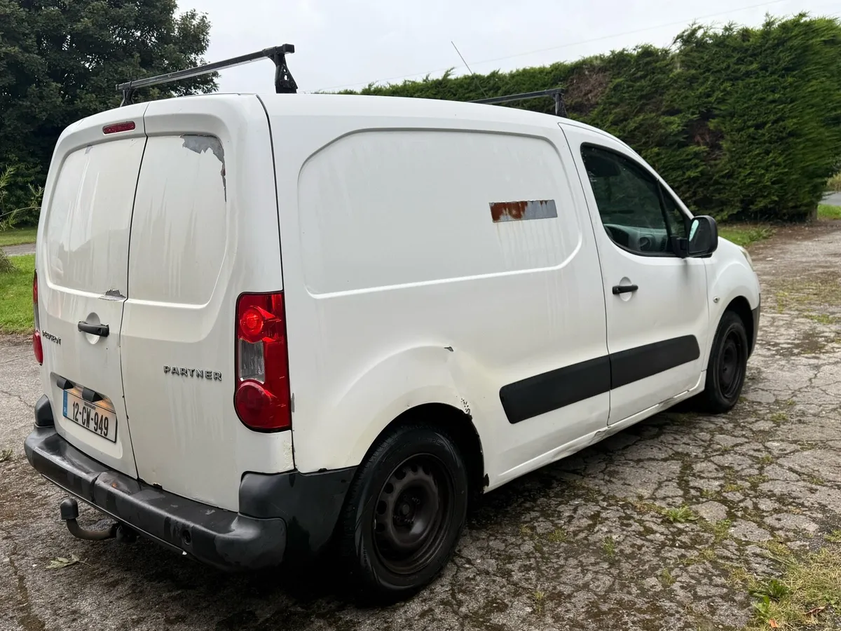 2012 Peugeot partner 11 month cvrt - Image 4