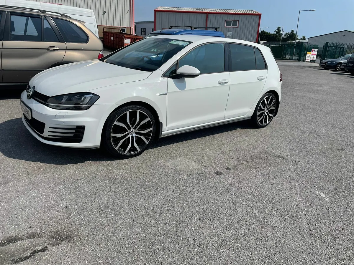 Volkswagen Golf GTD - Image 3