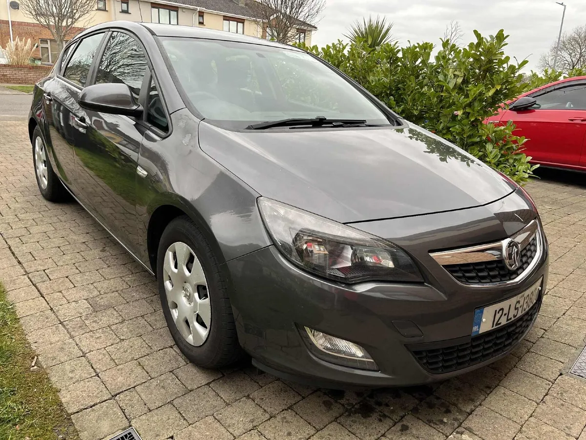 Vauxhall Astra 2012 - Image 4