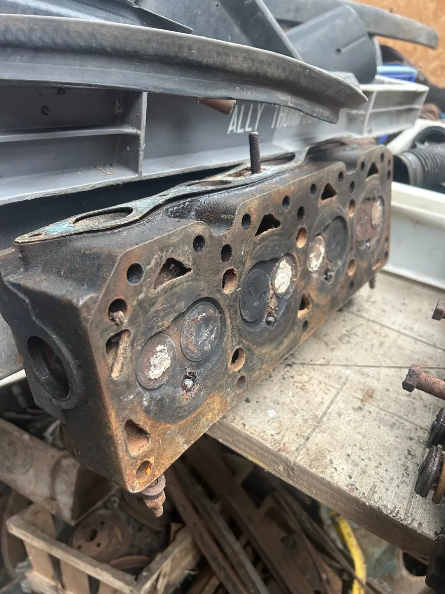 Ford Escort Parts - Image 1