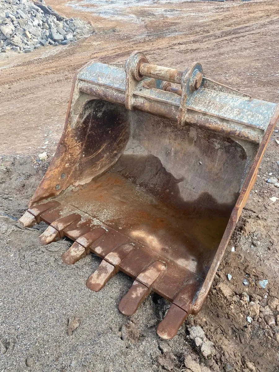Digging bucket - Image 2