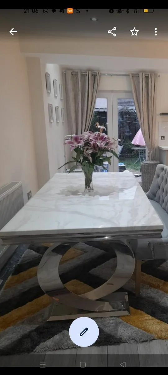 Kitchen table