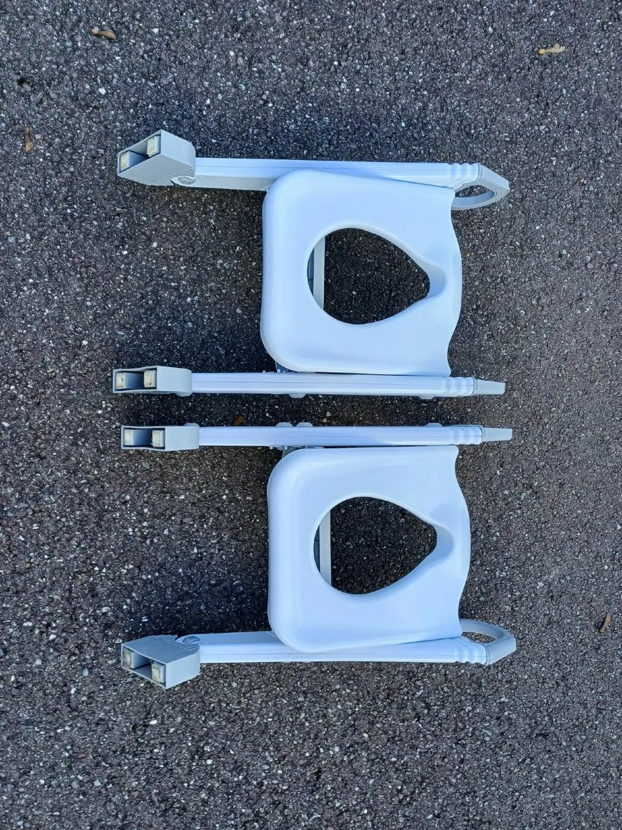 Potty training seats - Image 1