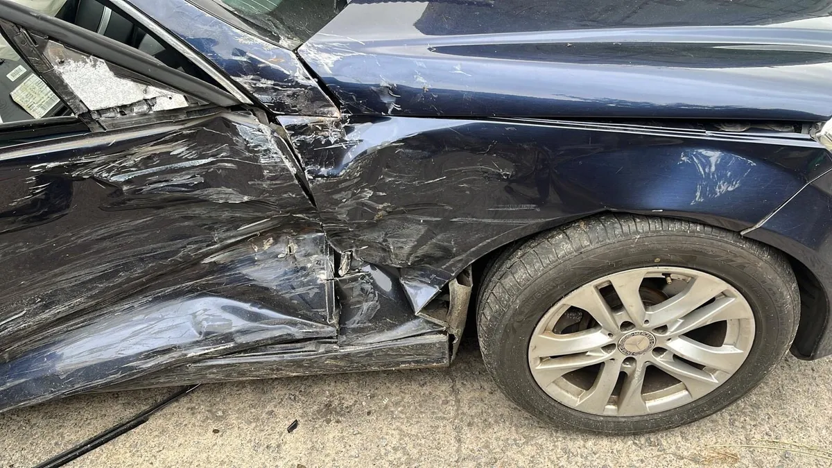 Car parts - Image 1