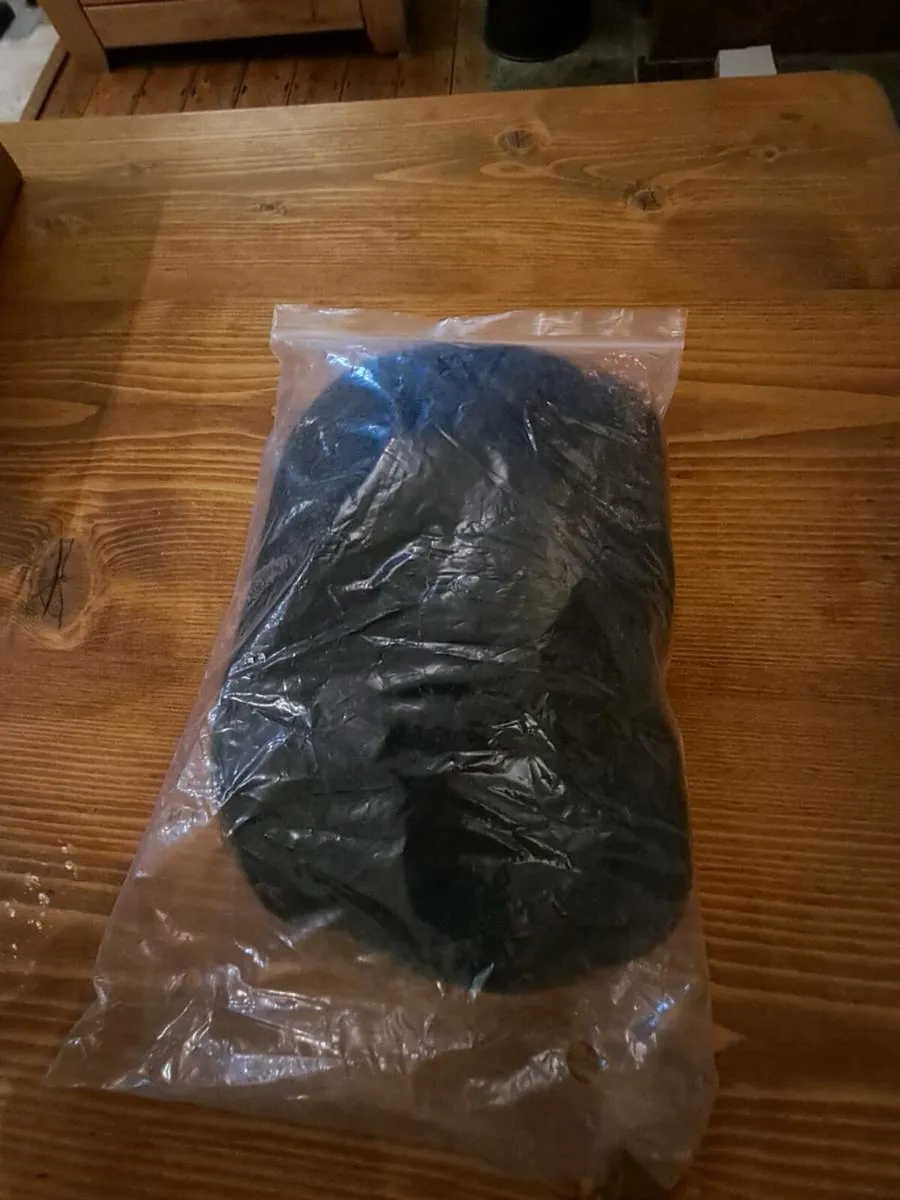 Black curly hair wig - Image 4