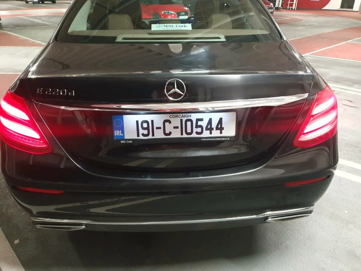2019 MERCEDES E220 AVANTGARDE WIDESCREEN - Image 3