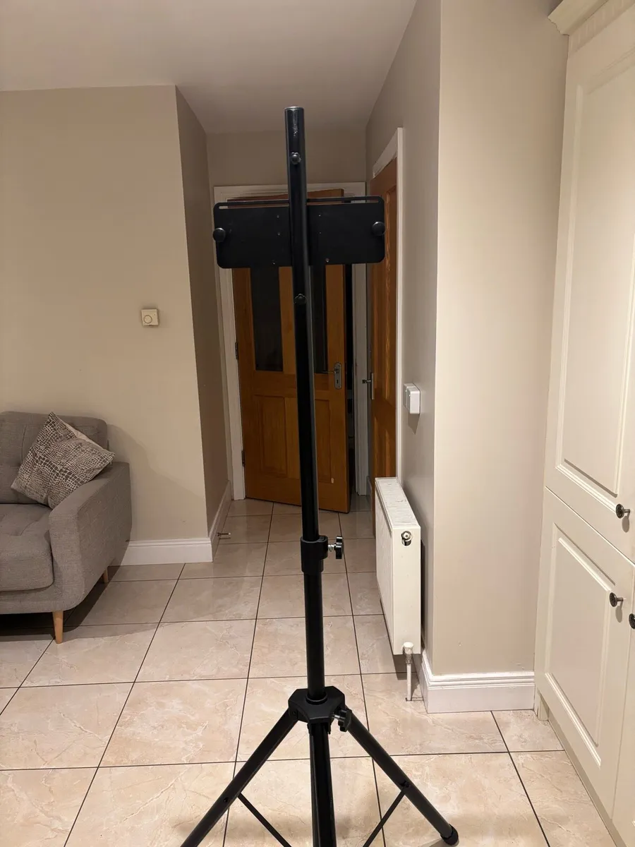 Dartboard Stand - Image 4