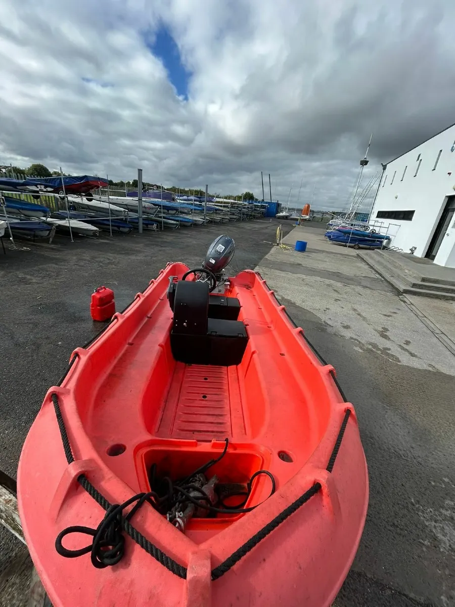Whaly 435 + Yamaha 40hp 4-stroke (2022) - Image 2