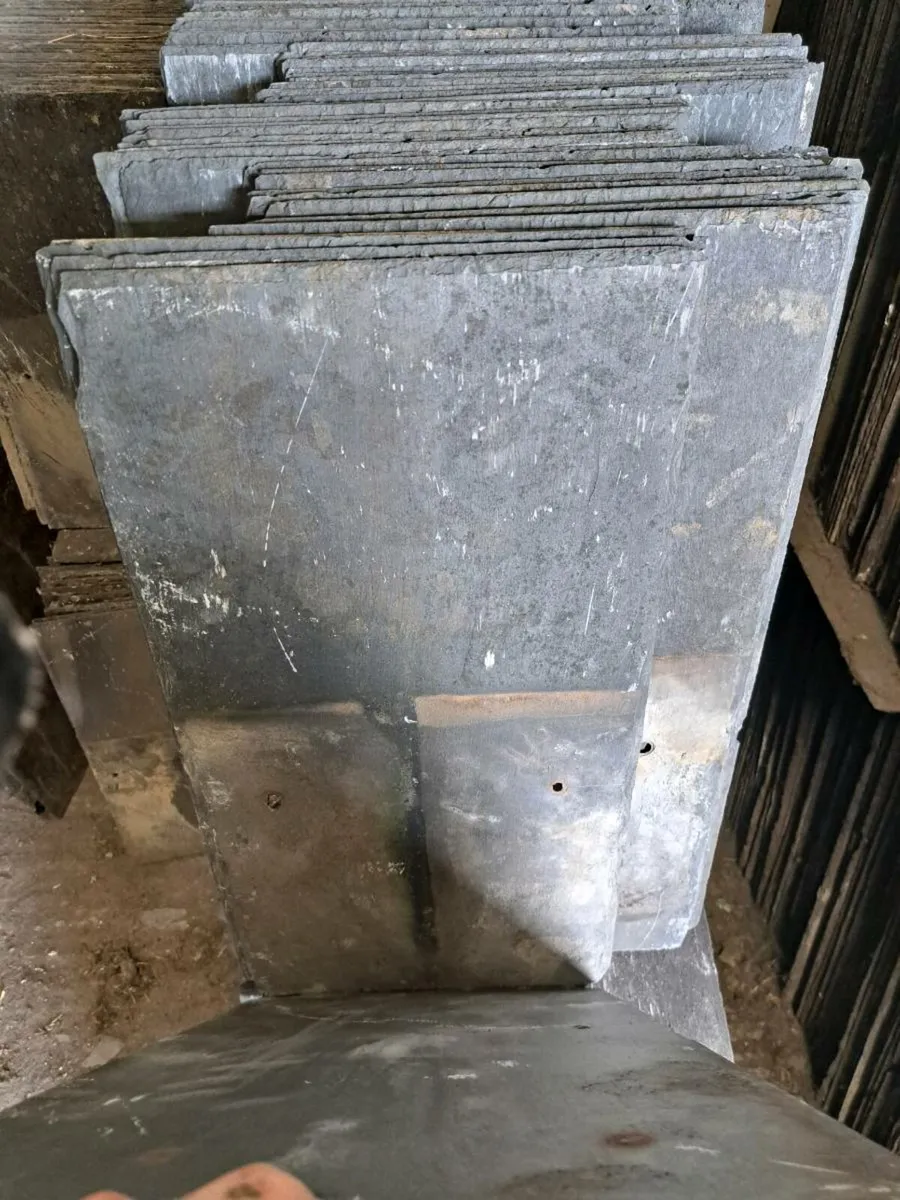 420 qty 24x12 Reclaimed Natural Roofing Slates - Image 1
