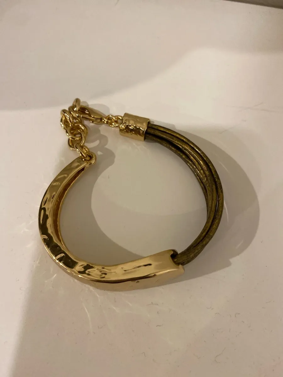 Gold tone braclet with leather strap Brand new - Image 2